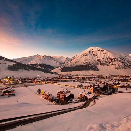 White Pine Lodge Livigno Buitenkant foto