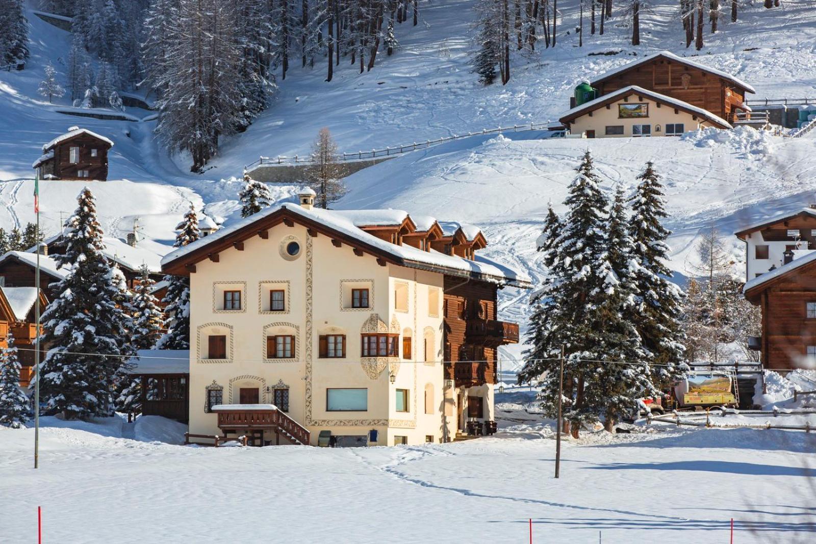 White Pine Lodge Livigno Buitenkant foto
